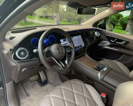 Чорний Мерседес Maybach EQS SUV, об'ємом двигуна 0 л та пробігом 3 тис. км за 207582 $, фото 26 на Automoto.ua