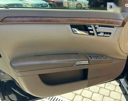 Мерседес Maybach S-Class, объемом двигателя 0 л и пробегом 450 тыс. км за 11199 $, фото 8 на Automoto.ua