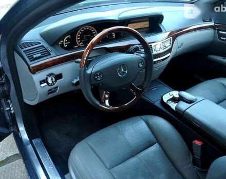 Мерседес Maybach S-Class, объемом двигателя 4.7 л и пробегом 195 тыс. км за 14500 $, фото 4 на Automoto.ua