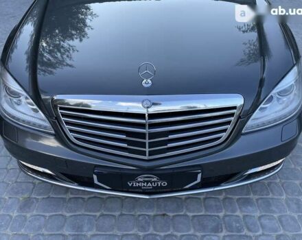 Мерседес Maybach S-Class, объемом двигателя 4.7 л и пробегом 130 тыс. км за 18900 $, фото 11 на Automoto.ua