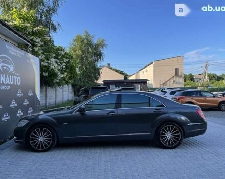 Мерседес Maybach S-Class, объемом двигателя 4.7 л и пробегом 130 тыс. км за 18900 $, фото 26 на Automoto.ua