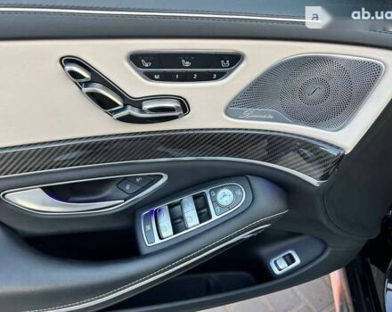 Мерседес Maybach S-Class, об'ємом двигуна 5.5 л та пробігом 89 тис. км за 77000 $, фото 19 на Automoto.ua