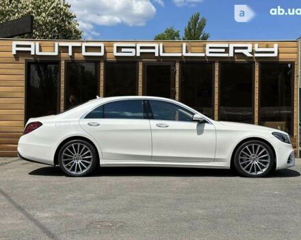 Мерседес Maybach S-Class, об'ємом двигуна 4 л та пробігом 88 тис. км за 83750 $, фото 6 на Automoto.ua