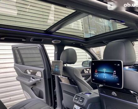 Мерседес Maybach S-Class, об'ємом двигуна 4 л та пробігом 1 тис. км за 231431 $, фото 24 на Automoto.ua