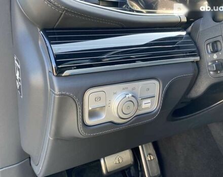 Мерседес Maybach S-Class, объемом двигателя 4 л и пробегом 1 тыс. км за 234899 $, фото 28 на Automoto.ua