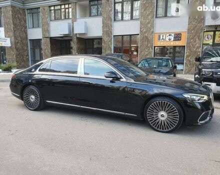 Мерседес Maybach S-Class, об'ємом двигуна 4 л та пробігом 23 тис. км за 179999 $, фото 2 на Automoto.ua