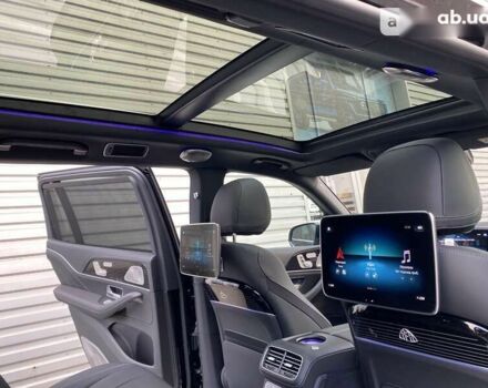 Мерседес Maybach S-Class, об'ємом двигуна 4 л та пробігом 1 тис. км за 231431 $, фото 25 на Automoto.ua