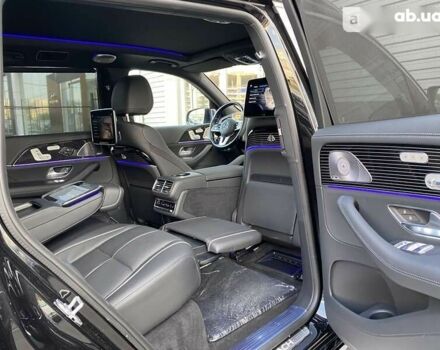 Мерседес Maybach S-Class, об'ємом двигуна 4 л та пробігом 1 тис. км за 231431 $, фото 12 на Automoto.ua