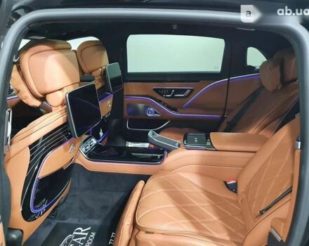 Мерседес Maybach S-Class, объемом двигателя 4 л и пробегом 11 тыс. км за 214999 $, фото 12 на Automoto.ua