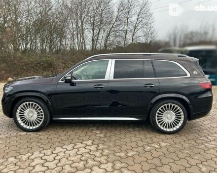 Мерседес Maybach S-Class, объемом двигателя 0 л и пробегом 1 тыс. км за 296017 $, фото 5 на Automoto.ua