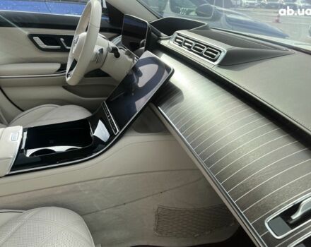 Мерседес Maybach S-Class, об'ємом двигуна 3.98 л та пробігом 13 тис. км за 184539 $, фото 8 на Automoto.ua
