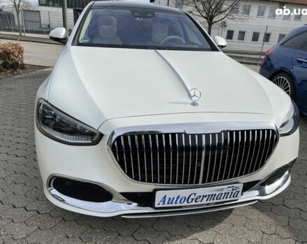 Мерседес Maybach S-Class, об'ємом двигуна 3.98 л та пробігом 13 тис. км за 184539 $, фото 29 на Automoto.ua