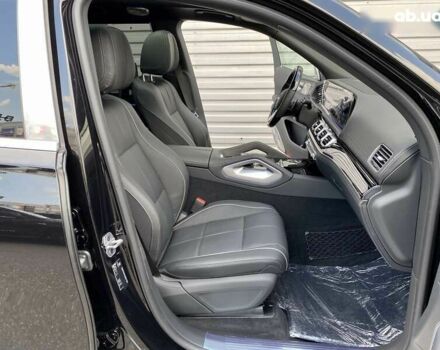 Мерседес Maybach S-Class, объемом двигателя 4 л и пробегом 1 тыс. км за 224968 $, фото 7 на Automoto.ua