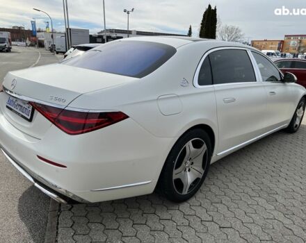 Мерседес Maybach S-Class, об'ємом двигуна 3.98 л та пробігом 13 тис. км за 184539 $, фото 38 на Automoto.ua