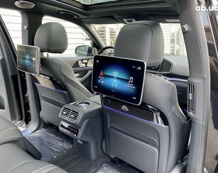 Мерседес Maybach S-Class, объемом двигателя 4 л и пробегом 1 тыс. км за 224968 $, фото 17 на Automoto.ua