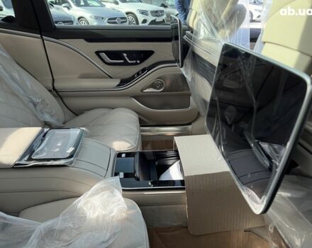 Мерседес Maybach S-Class, об'ємом двигуна 4 л та пробігом 5 тис. км за 200623 $, фото 41 на Automoto.ua