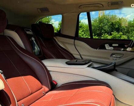 Мерседес Maybach S-Class, объемом двигателя 14.86 л и пробегом 90 тыс. км за 164900 $, фото 19 на Automoto.ua