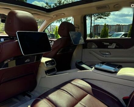 Мерседес Maybach S-Class, объемом двигателя 14.86 л и пробегом 90 тыс. км за 164900 $, фото 13 на Automoto.ua