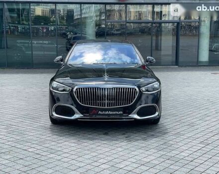 Мерседес Maybach S-Class, объемом двигателя 4 л и пробегом 25 тыс. км за 187000 $, фото 5 на Automoto.ua