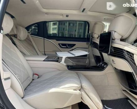 Мерседес Maybach S-Class, объемом двигателя 4 л и пробегом 25 тыс. км за 187000 $, фото 20 на Automoto.ua
