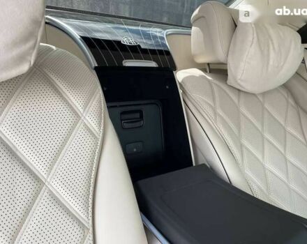 Мерседес Maybach S-Class, объемом двигателя 4 л и пробегом 25 тыс. км за 187000 $, фото 18 на Automoto.ua