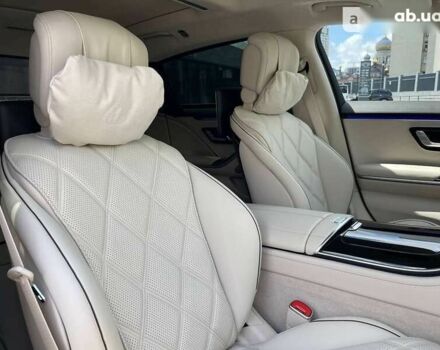 Мерседес Maybach S-Class, объемом двигателя 4 л и пробегом 25 тыс. км за 187000 $, фото 25 на Automoto.ua