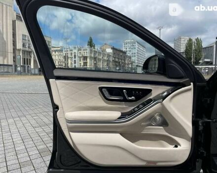 Мерседес Maybach S-Class, объемом двигателя 4 л и пробегом 25 тыс. км за 187000 $, фото 12 на Automoto.ua