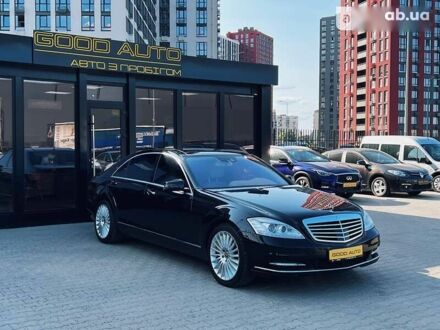 Мерседес Maybach S-Class 2010 в Києві на Automoto.ua Мерседес Maybach S-Class, объемом двигателя 0 л и пробегом 240 тыс. км за 16500 $, фото 1 на Automoto.ua