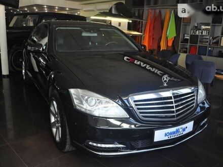 Мерседес Maybach S-Class 2011 у Києві на Automoto.ua Мерседес Maybach S-Class, об'ємом двигуна 0 л та пробігом 104 тис. км за 110000 $, фото 1 на Automoto.ua