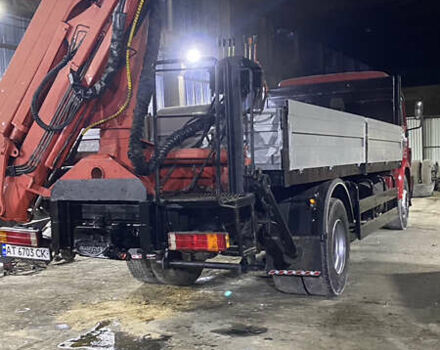 Красный Мерседес MK-Series, объемом двигателя 10.85 л и пробегом 100 тыс. км за 33000 $, фото 3 на Automoto.ua