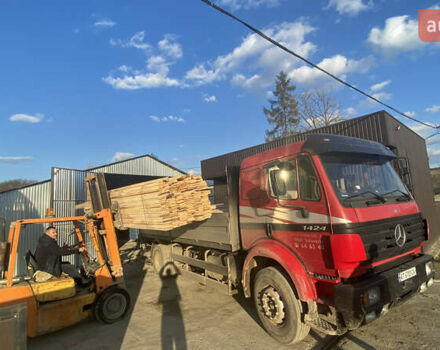 Красный Мерседес MK-Series, объемом двигателя 10.85 л и пробегом 100 тыс. км за 33000 $, фото 2 на Automoto.ua