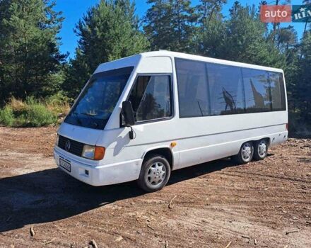 Белый Мерседес O 100 City, объемом двигателя 2.9 л и пробегом 220 тыс. км за 8000 $, фото 2 на Automoto.ua