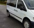 Белый Мерседес Vito 110, объемом двигателя 2.2 л и пробегом 380 тыс. км за 4200 $, фото 1 на Automoto.ua