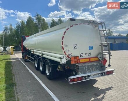 Мерцерон M, объемом двигателя 0 л и пробегом 0 тыс. км за 22500 $, фото 11 на Automoto.ua