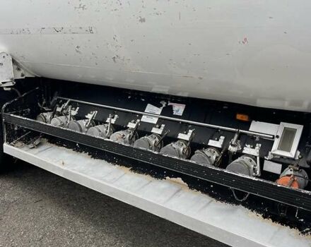 Мерцерон М-343 SМ 1999 в Виннице на Automoto.ua Серый Мерцерон М-343 SМ, объемом двигателя 0 л и пробегом 199 тыс. км за 33835 $, фото 14 на Automoto.ua