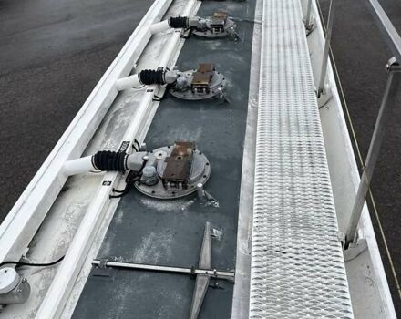 Мерцерон М-343 SМ 1999 в Виннице на Automoto.ua Серый Мерцерон М-343 SМ, объемом двигателя 0 л и пробегом 199 тыс. км за 33835 $, фото 6 на Automoto.ua