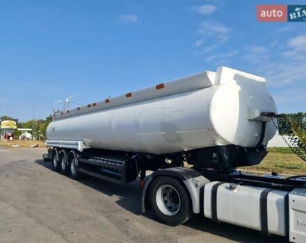 Мерцерон М-343 SМ 1999 в Виннице на Automoto.ua Серый Мерцерон М-343 SМ, объемом двигателя 0 л и пробегом 199 тыс. км за 33835 $, фото 30 на Automoto.ua