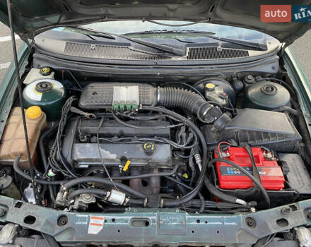 Зелений Меркурі Mystique, об'ємом двигуна 1.99 л та пробігом 274 тис. км за 3100 $, фото 9 на Automoto.ua