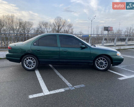 Зелений Меркурі Mystique, об'ємом двигуна 1.99 л та пробігом 274 тис. км за 3100 $, фото 4 на Automoto.ua