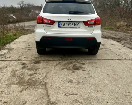 Білий Міцубісі АСХ, об'ємом двигуна 2 л та пробігом 220 тис. км за 10900 $, фото 2 на Automoto.ua