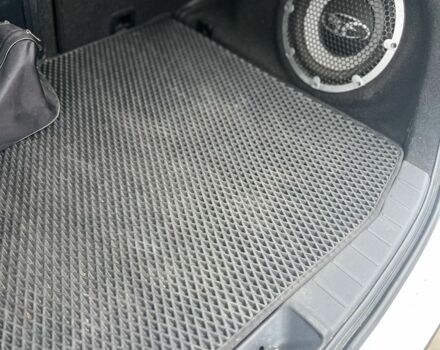 Білий Міцубісі АСХ, об'ємом двигуна 2 л та пробігом 220 тис. км за 10900 $, фото 6 на Automoto.ua