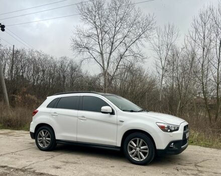 Білий Міцубісі АСХ, об'ємом двигуна 2 л та пробігом 220 тис. км за 10900 $, фото 1 на Automoto.ua