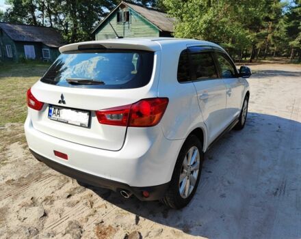 Мицубиси АСХ 2014 в Киеве на Automoto.ua Белый Мицубиси АСХ, объемом двигателя 2 л и пробегом 132 тыс. км за 12000 $, фото 4 на Automoto.ua