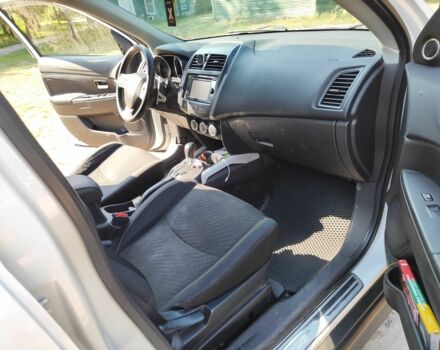 Мицубиси АСХ 2014 в Киеве на Automoto.ua Белый Мицубиси АСХ, объемом двигателя 2 л и пробегом 132 тыс. км за 12000 $, фото 6 на Automoto.ua