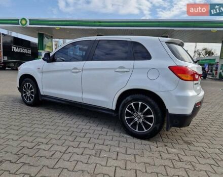 Белый Мицубиси АСХ, объемом двигателя 1.8 л и пробегом 146 тыс. км за 11184 $, фото 5 на Automoto.ua