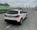 Білий Міцубісі АСХ, об'ємом двигуна 2 л та пробігом 150 тис. км за 9700 $, фото 6 на Automoto.ua