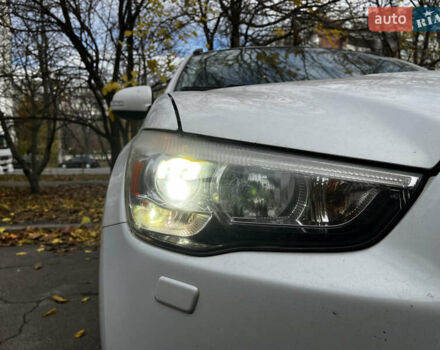 Белый Мицубиси АСХ, объемом двигателя 2 л и пробегом 277 тыс. км за 8800 $, фото 16 на Automoto.ua