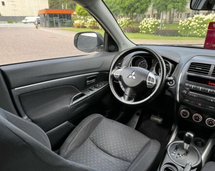 Белый Мицубиси АСХ, объемом двигателя 1.8 л и пробегом 206 тыс. км за 8800 $, фото 14 на Automoto.ua