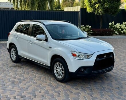 Белый Мицубиси АСХ, объемом двигателя 1.8 л и пробегом 206 тыс. км за 8800 $, фото 4 на Automoto.ua