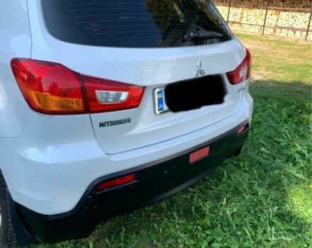 Белый Мицубиси АСХ, объемом двигателя 1.8 л и пробегом 150 тыс. км за 9700 $, фото 3 на Automoto.ua